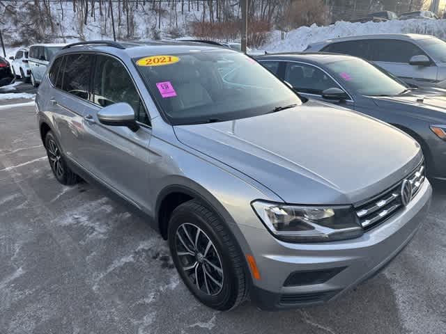 Thumbnail: 2021 Volkswagen Tiguan - 3