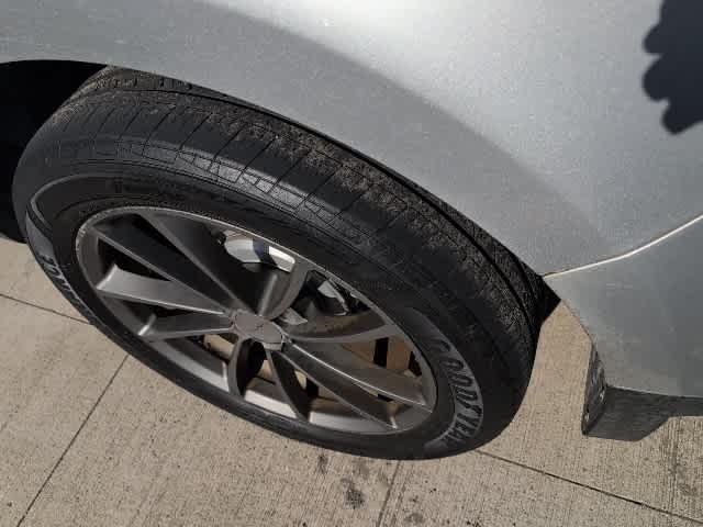 Thumbnail: 2012 Ford Edge - 10