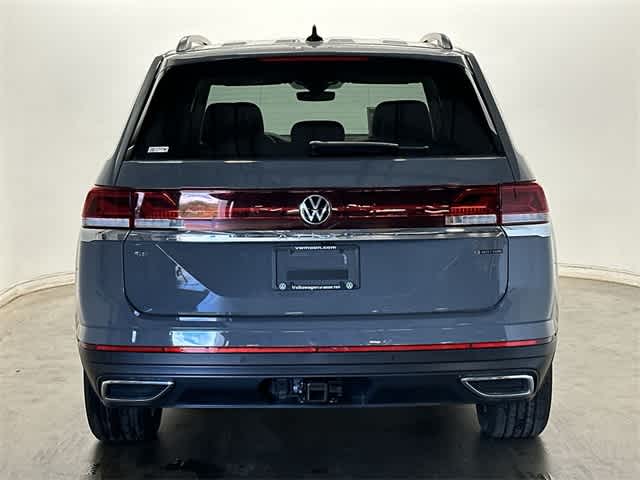 2025 Volkswagen Atlas SE 4