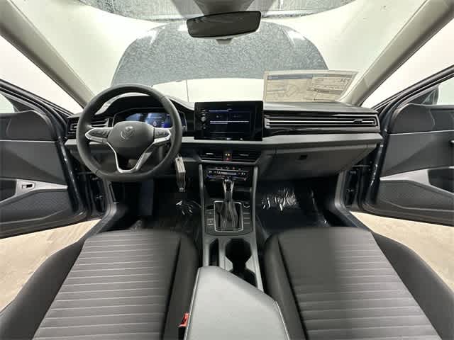 Thumbnail: 2026 Volkswagen Jetta - 18