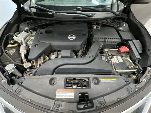 Thumbnail: 2014 Nissan Altima - 23