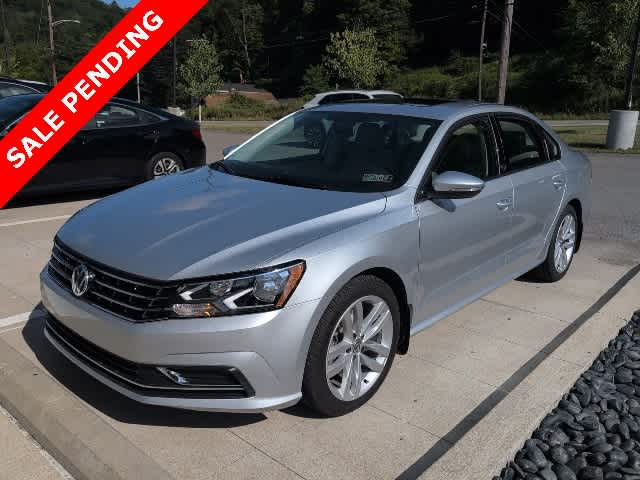 Thumbnail: 2019 Volkswagen Passat - 1