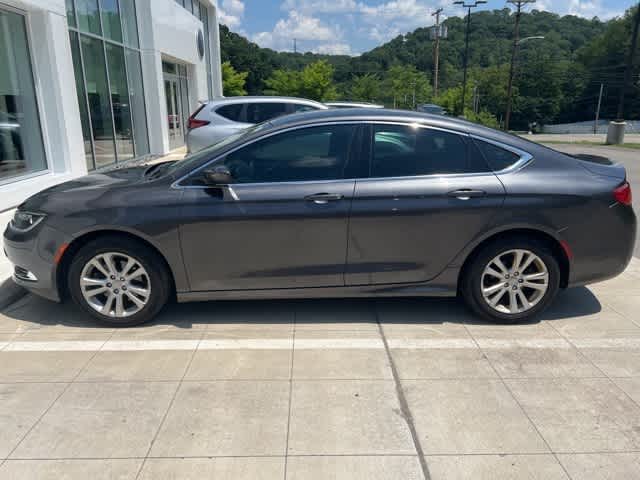 Thumbnail: 2015 Chrysler 200 - 2