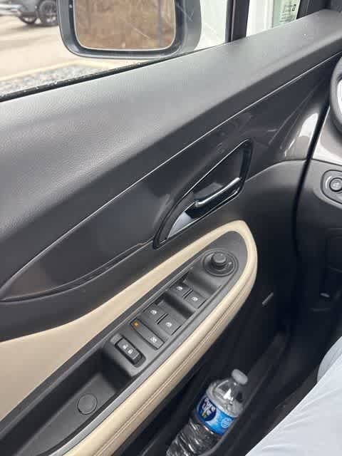 Thumbnail: 2017 Buick Encore - 18