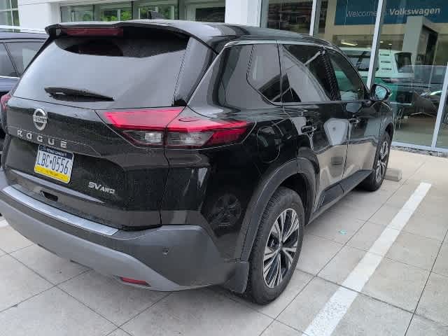 2021 Nissan Rogue SV 4