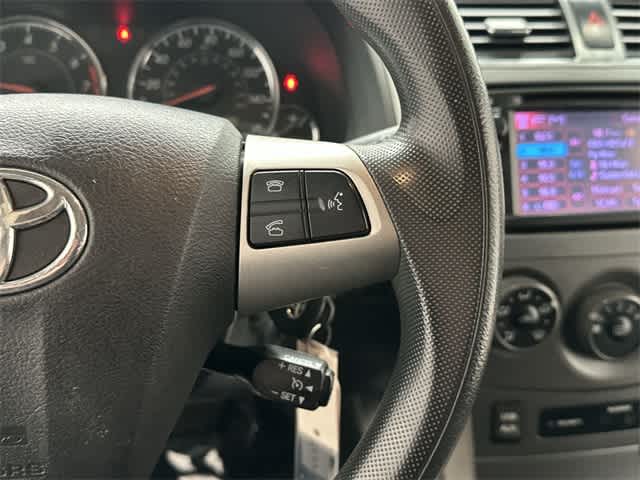 Thumbnail: 2013 Toyota Corolla - 10