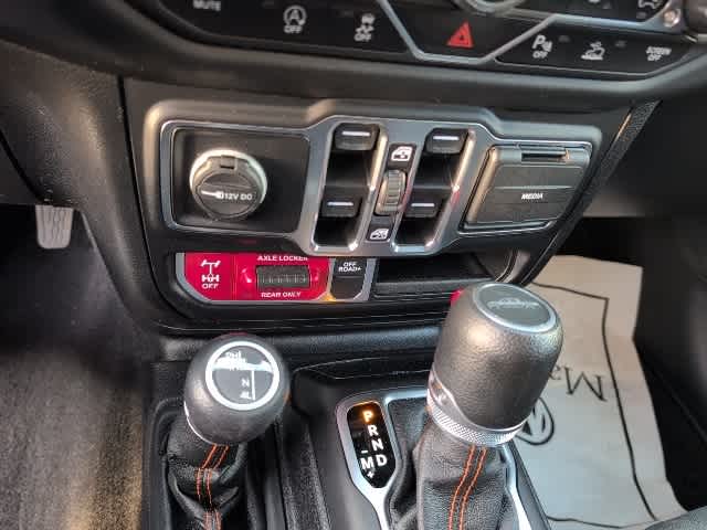 Thumbnail: 2021 Jeep Gladiator - 14