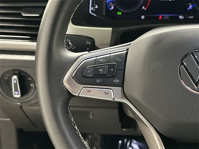 Thumbnail: 2022 Volkswagen Atlas - 8