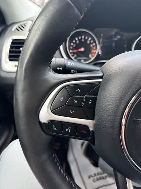 Thumbnail: 2018 Jeep Compass - 16