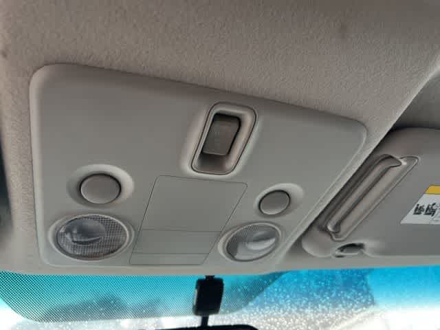 Thumbnail: 2012 Suzuki Grand Vitara - 15