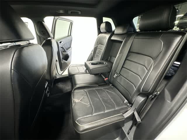 Thumbnail: 2022 Volkswagen Tiguan - 21