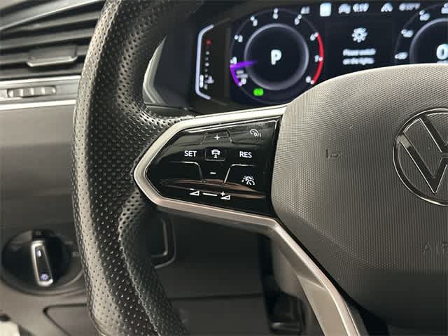 Thumbnail: 2022 Volkswagen Tiguan - 9