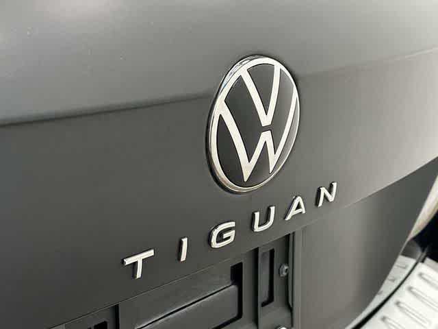 Thumbnail: 2022 Volkswagen Tiguan - 27