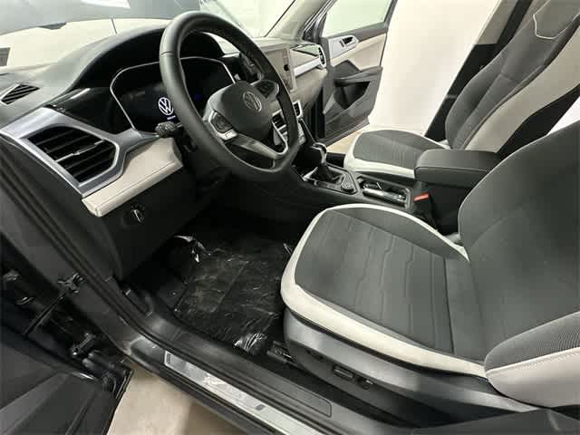 Thumbnail: 2025 Volkswagen Taos - 17