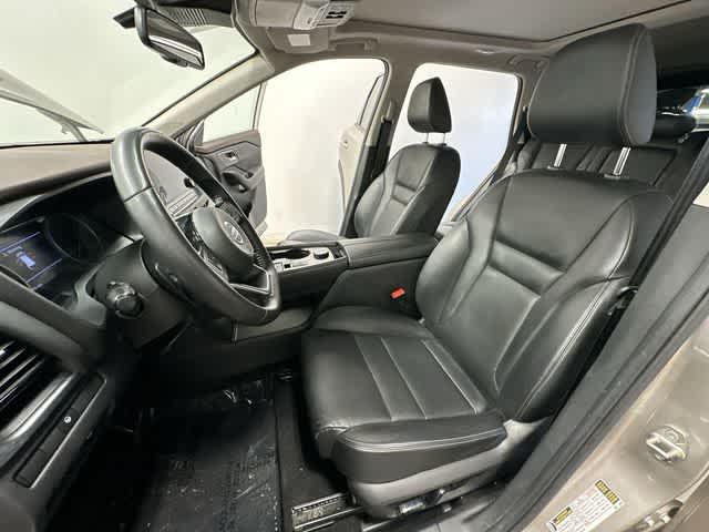 Thumbnail: 2021 Nissan Rogue - 18