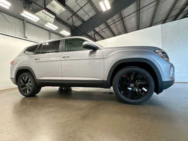 Thumbnail: 2026 Volkswagen Atlas - 3
