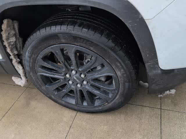 Thumbnail: 2023 GMC Acadia - 8