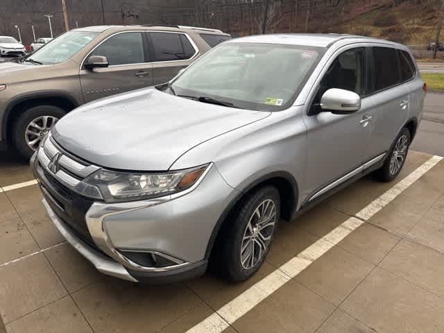 2016 Mitsubishi Outlander SE -
                  Moon Township, PA