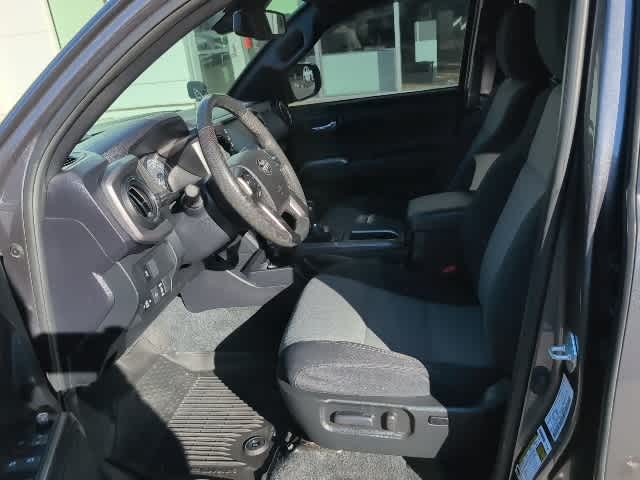 Thumbnail: 2021 Toyota Tacoma - 12