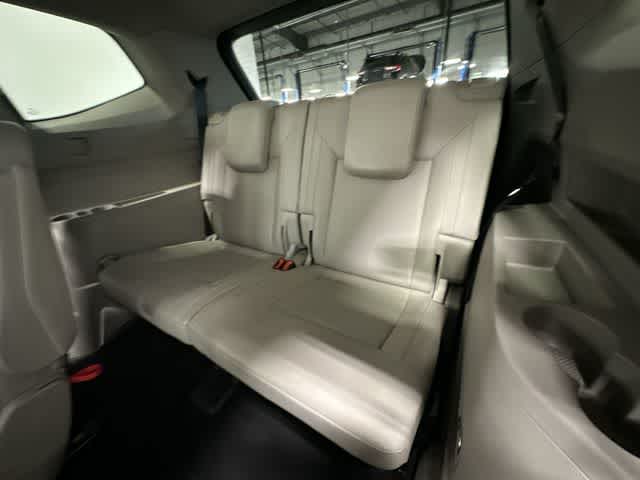 Thumbnail: 2023 Volkswagen Atlas - 35