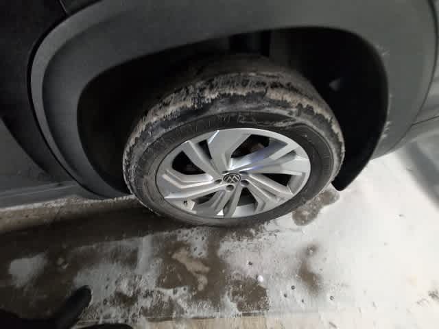 Thumbnail: 2023 Volkswagen Atlas - 9