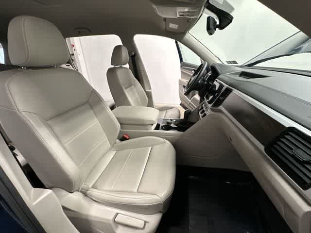 Thumbnail: 2023 Volkswagen Atlas - 22