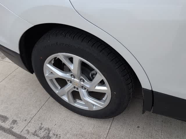 Thumbnail: 2021 Chevrolet Equinox - 8