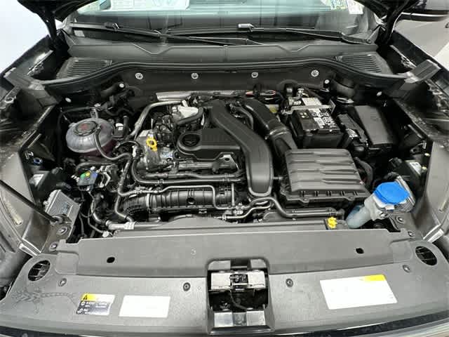 2025 Volkswagen Taos SEL 26