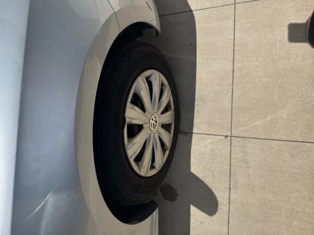 Thumbnail: 2014 Volkswagen Jetta - 4