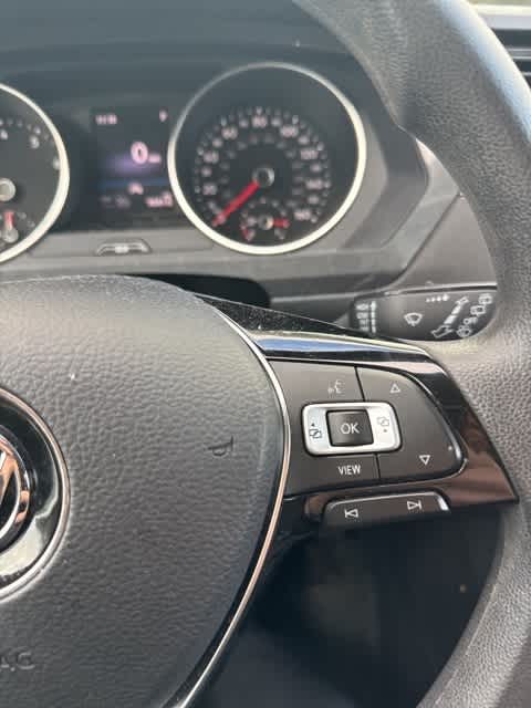 Thumbnail: 2021 Volkswagen Tiguan - 14