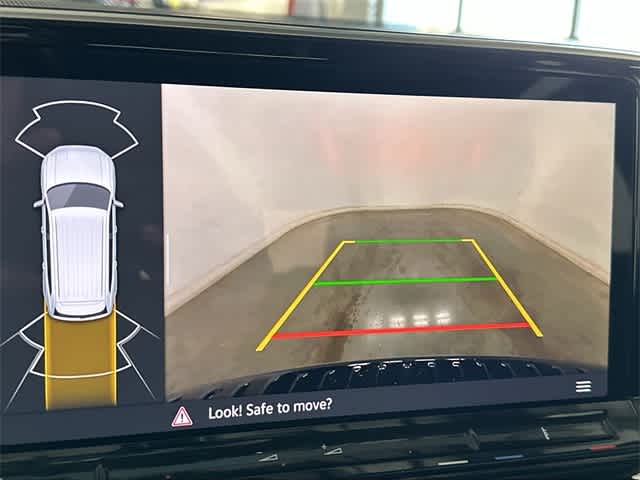 Thumbnail: 2026 Volkswagen Atlas - 13