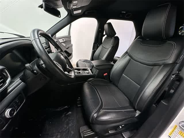 Thumbnail: 2020 Ford Explorer - 17