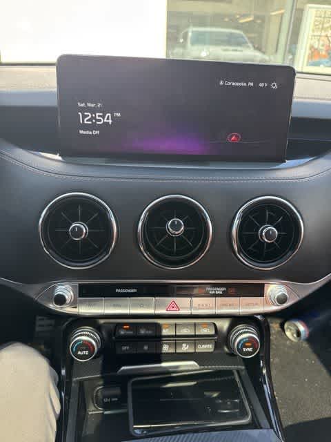 Thumbnail: 2023 Kia Stinger - 19