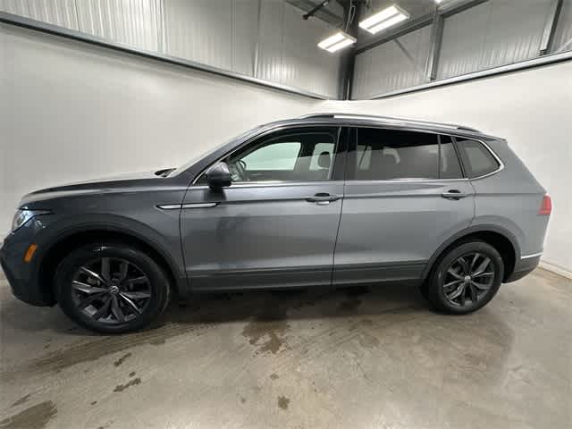 Thumbnail: 2023 Volkswagen Tiguan - 2