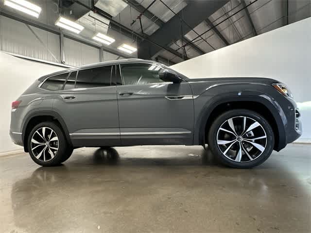 2026 Volkswagen Atlas SEL Premium R-Line photo 3