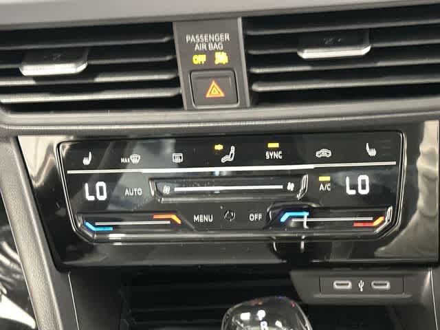 Thumbnail: 2026 Volkswagen Jetta - 16