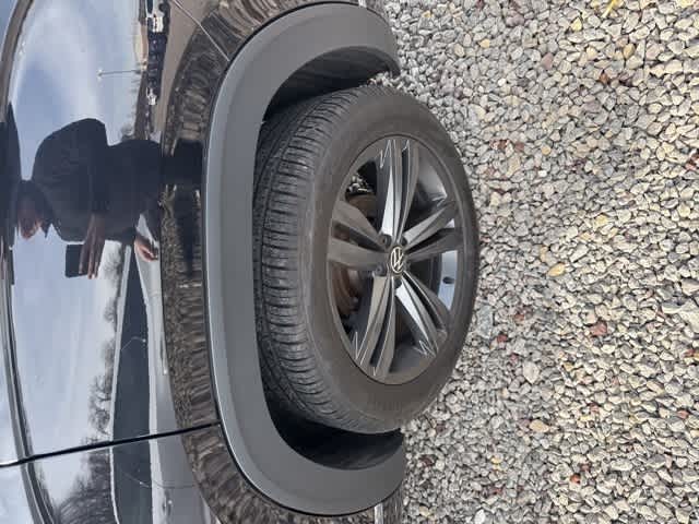 Thumbnail: 2022 Volkswagen Atlas - 9