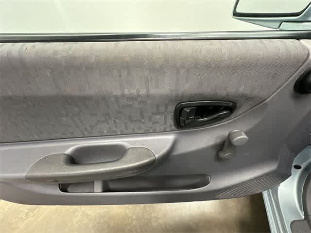 2003 Hyundai Accent  12