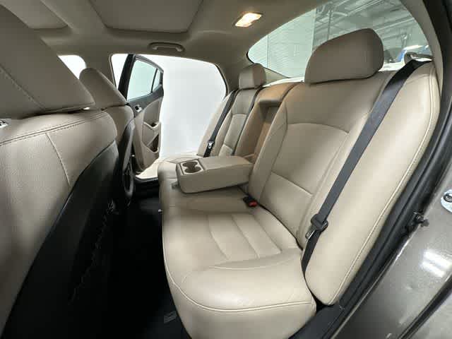 Thumbnail: 2014 Kia Optima - 18