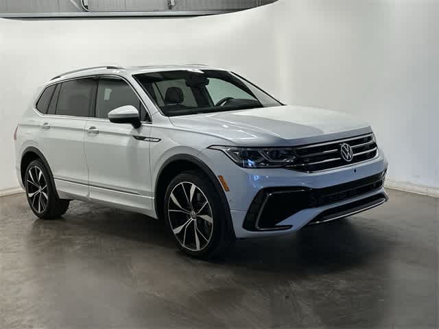 Thumbnail: 2022 Volkswagen Tiguan - 32