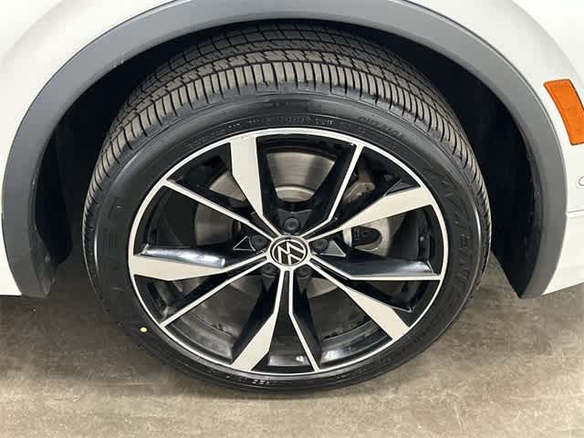 Thumbnail: 2022 Volkswagen Tiguan - 5