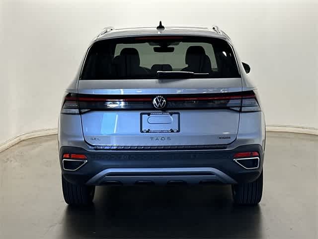 Thumbnail: 2025 Volkswagen Taos - 4
