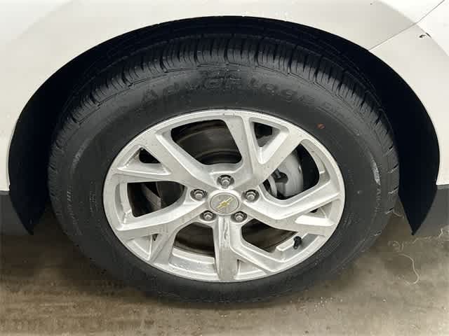 Thumbnail: 2021 Chevrolet Equinox - 5