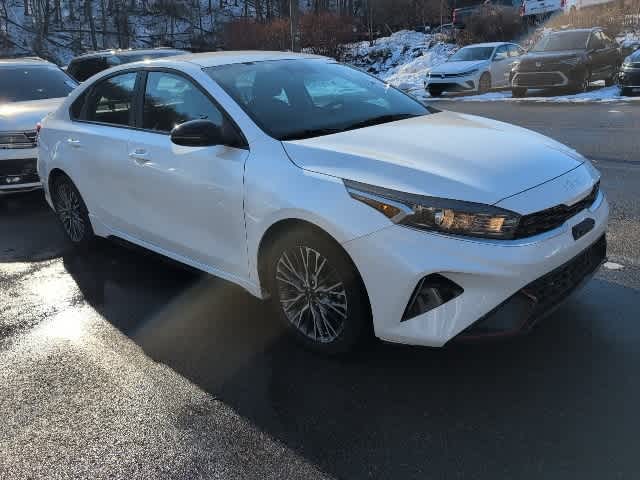 Thumbnail: 2023 Kia Forte - 6