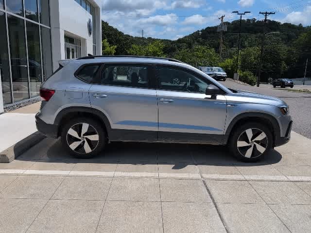 Thumbnail: 2024 Volkswagen Taos - 6