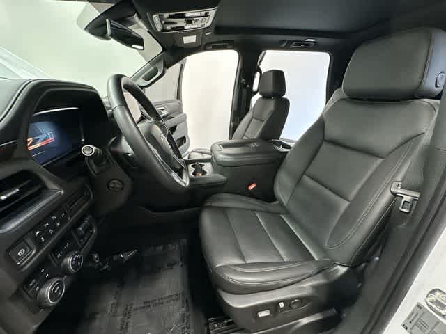 Thumbnail: 2022 Chevrolet Tahoe - 19