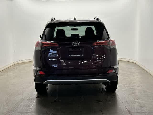 Thumbnail: 2016 Toyota RAV4 - 4