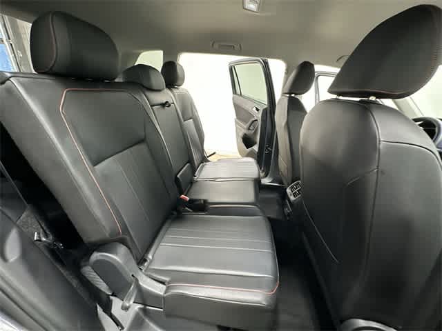 Thumbnail: 2024 Volkswagen Tiguan - 23