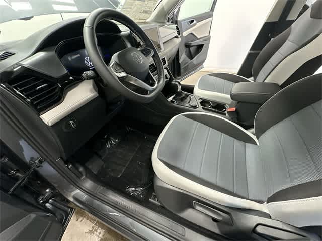 Thumbnail: 2025 Volkswagen Taos - 15