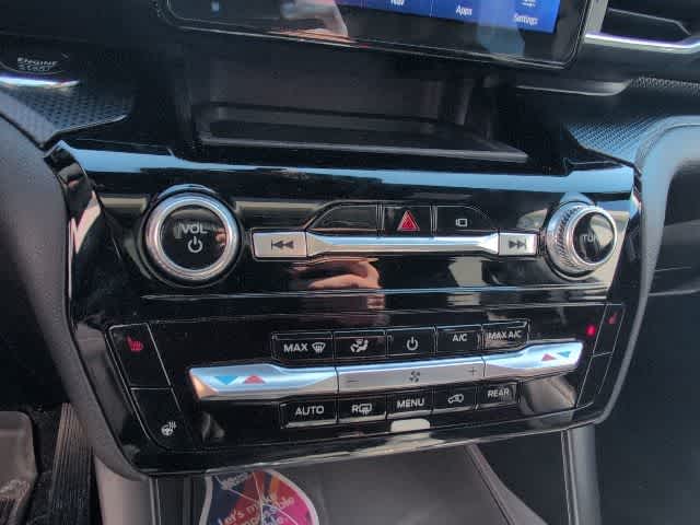 Thumbnail: 2022 Ford Explorer - 20